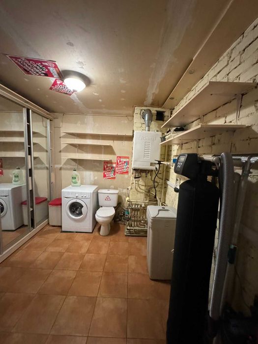 Продам будинок в м. Підгородне