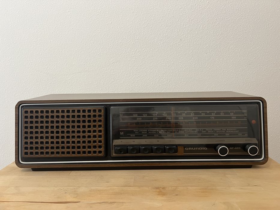 Radio Grundig RF420