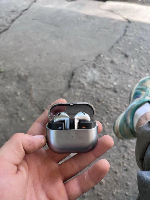 Samsung Buds 3.