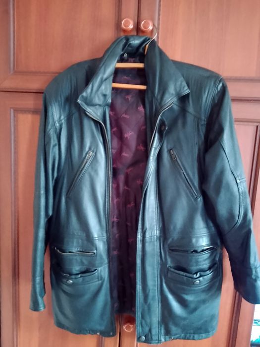 Продам чоловічу кожану куртку