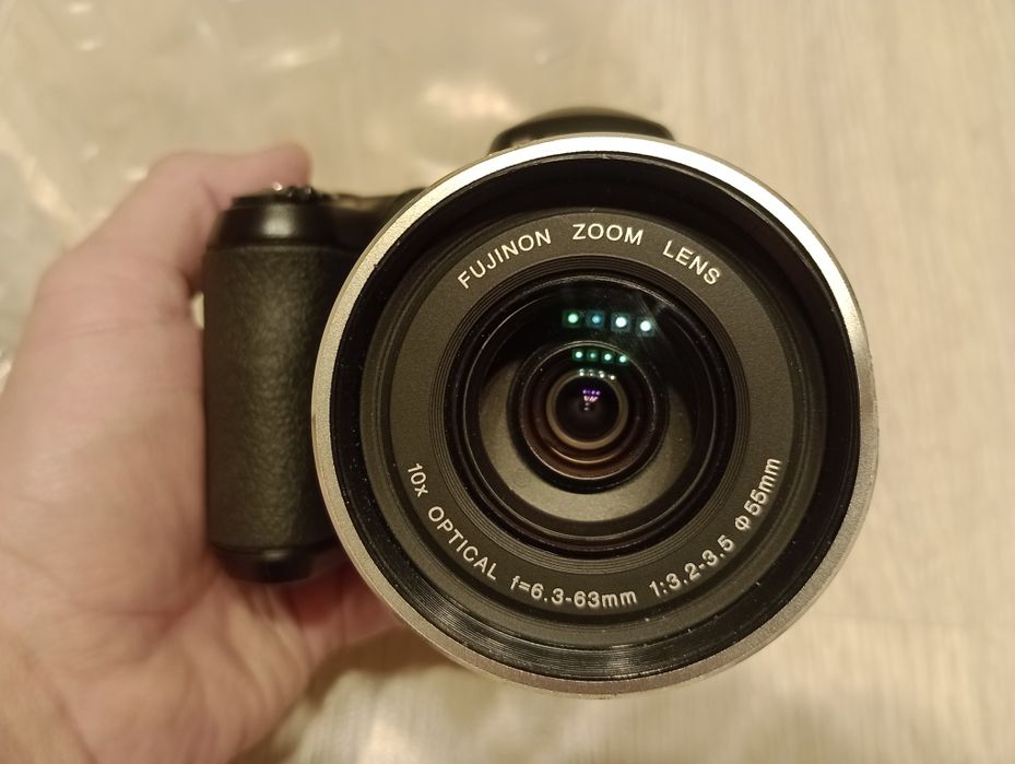 Aparat Fujifilm FinePix S5600