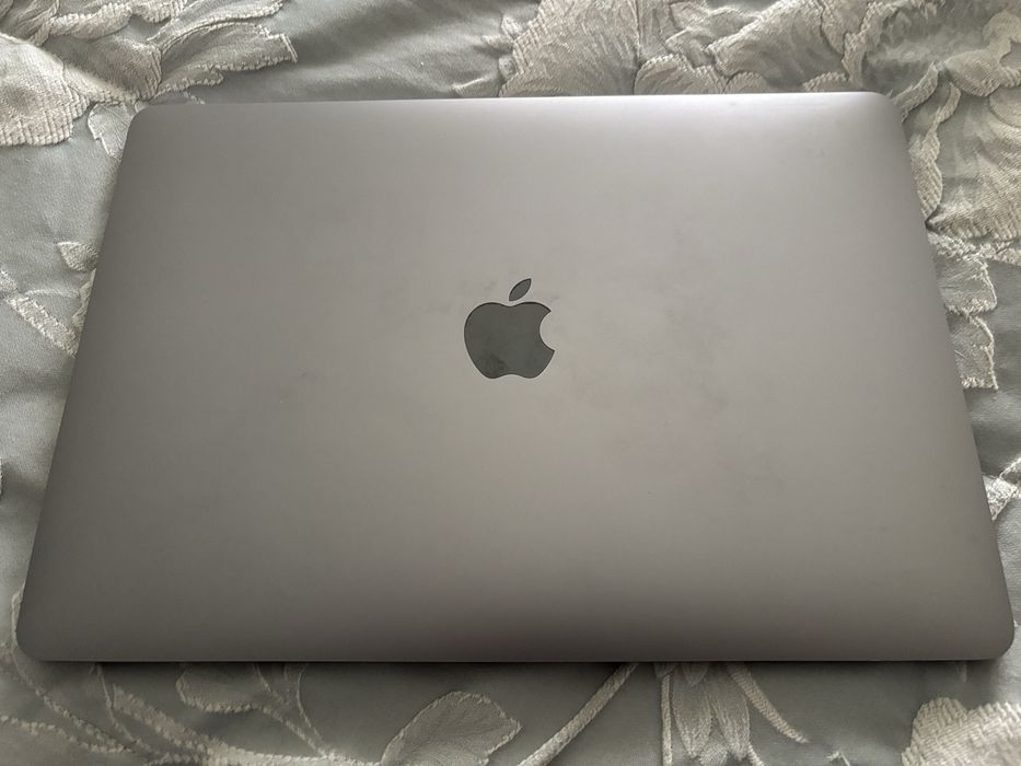 MacBook Pro M1 (2020)490810182374543363