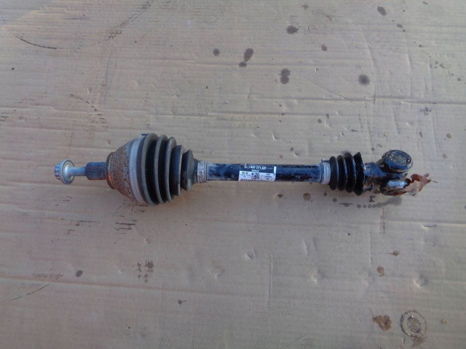półoś przednia lewa strona volkswagen passat b8 3q0407271cd