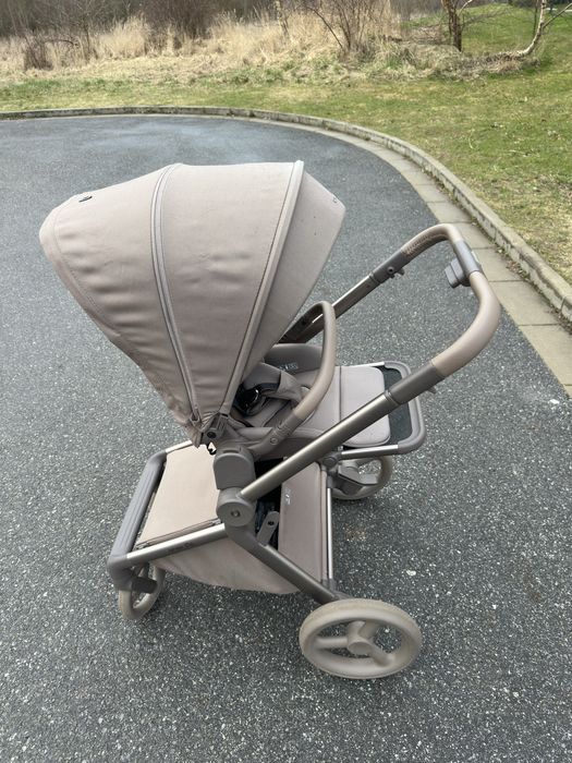 Коляска Anex flo yuki