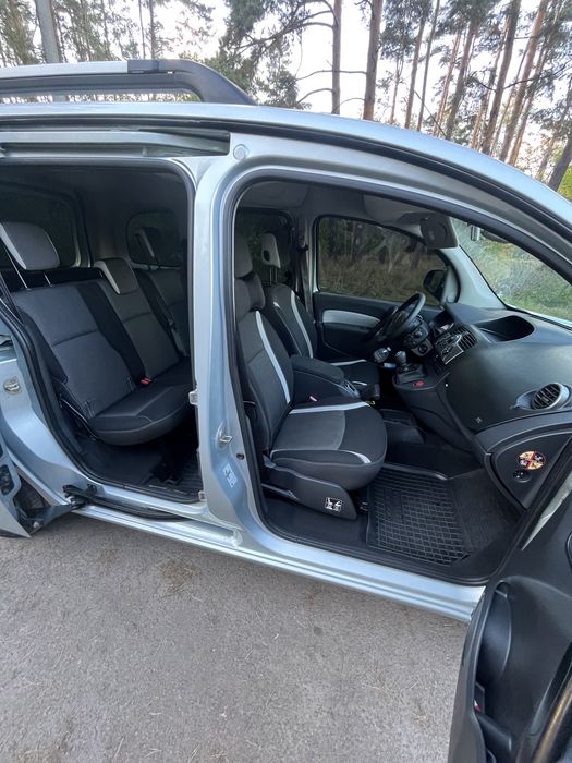 Renault Kangoo pas