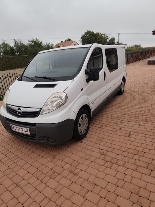 Opel Vivaro 2.5 TDCI Brygadówka Long Klima