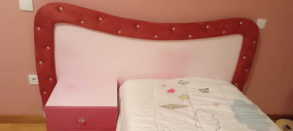 Quarto Completo de Menina – Como Novo