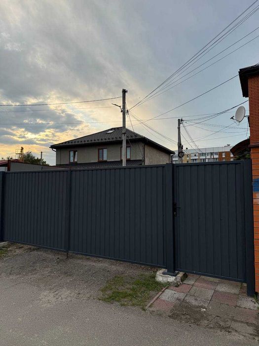 Продам квартиру 80 м2 з євроремонтом в центрі Бородянки