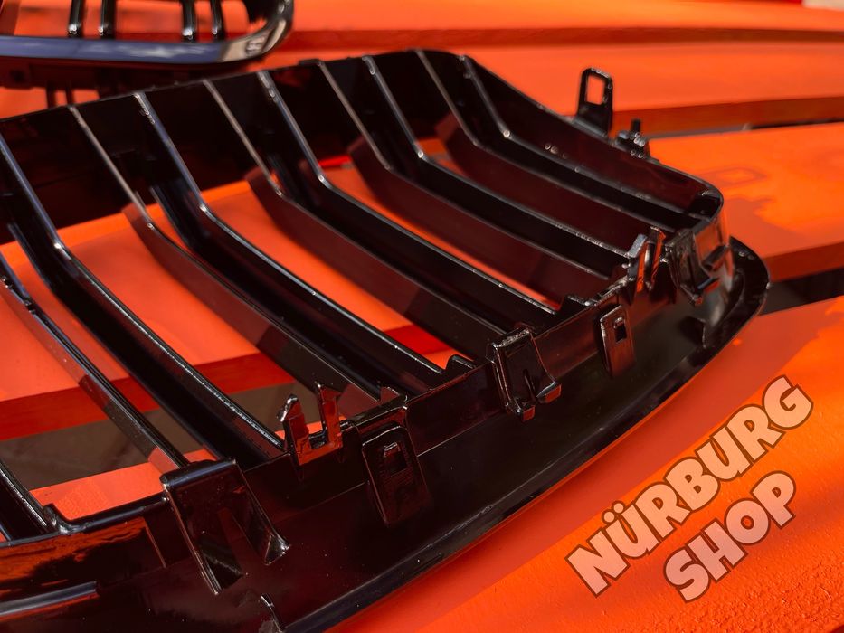 М решетка радиатора BMW E70 E71 ноздри c двойными ребрами