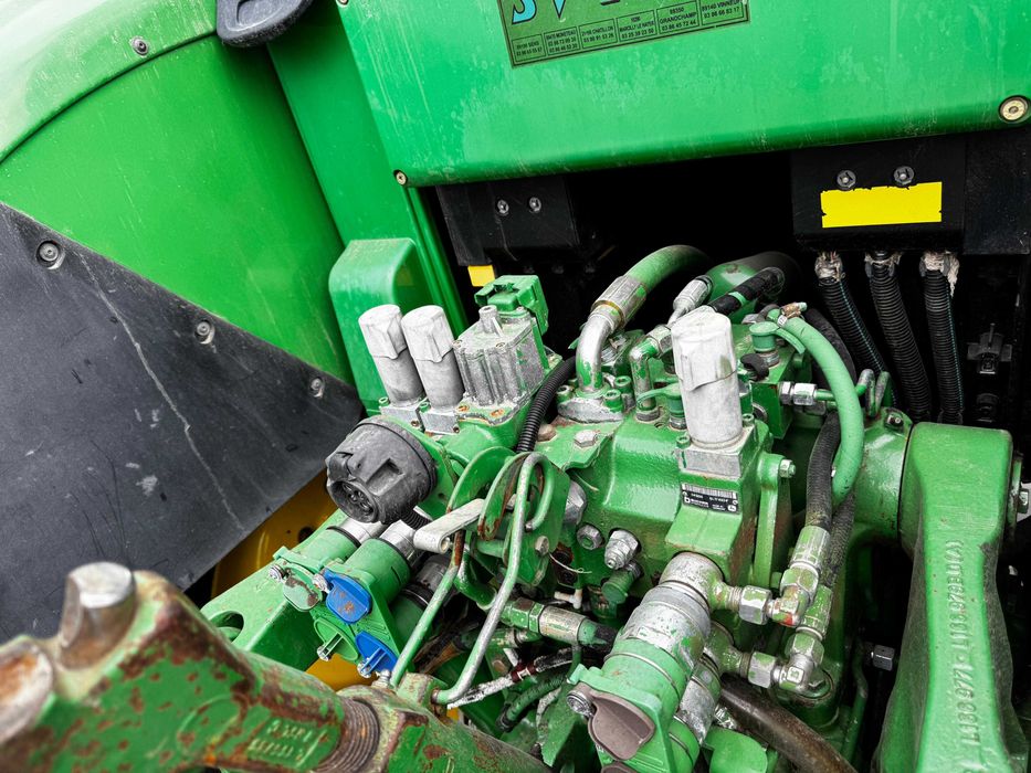 Трактор John Deere 6930 Premium 2008 року
