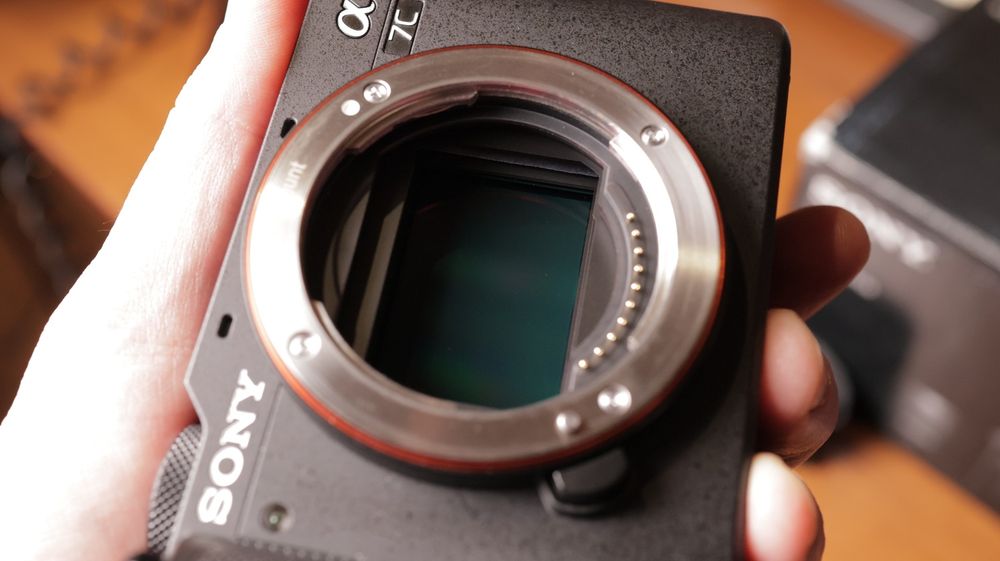 Продам камеру Sony a7c (body)