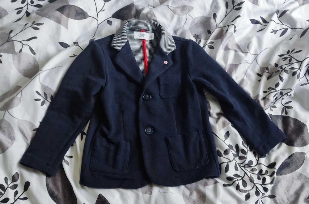 Elegancka marynarka ovs dla chłopca r.104