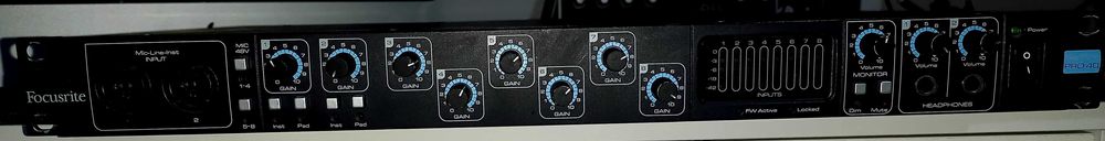 Áudio Interface - Focusrite Saffire Pro 40