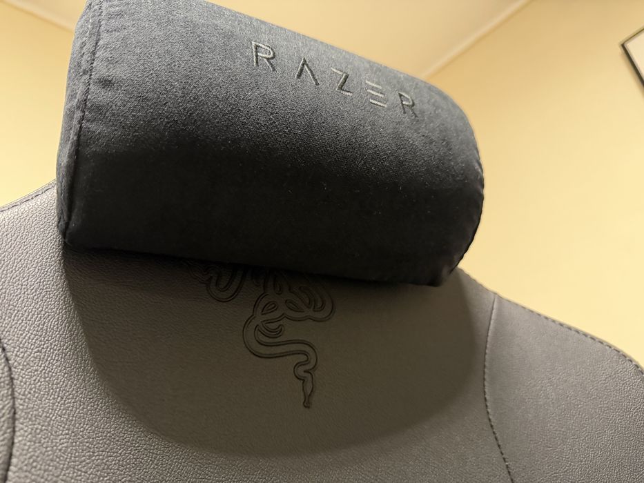 Cadeira Gaming Razer ISKUR black edition
