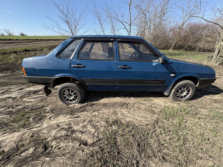 Продам ВАЗ 21099