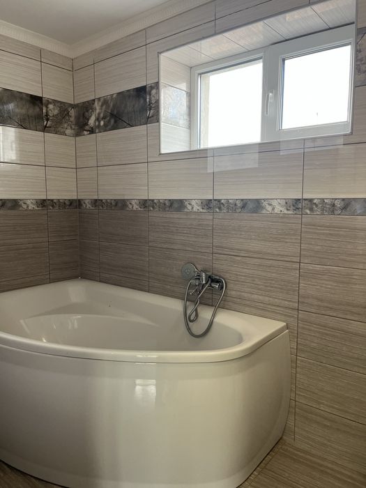 Здам готель 660 м2 Закарпаття Бене траса М23 фасад