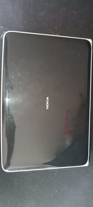 Laptop Nokia booklet 1