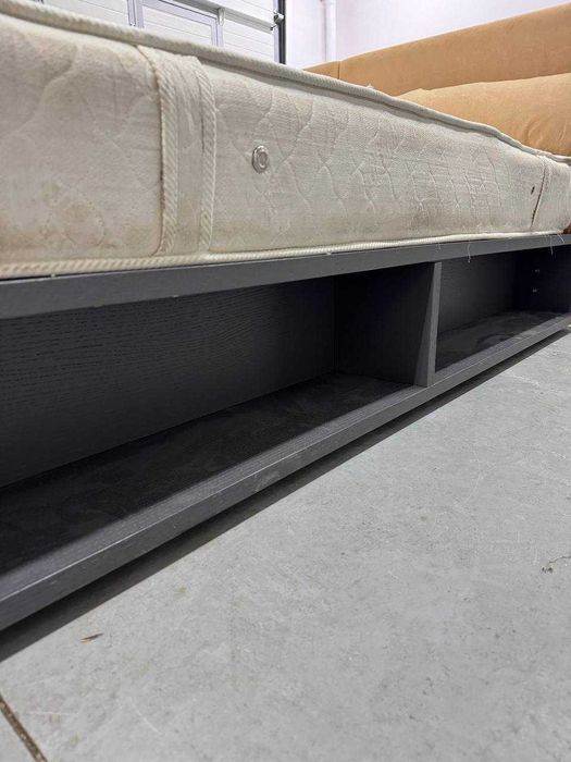 Ліжко з матрасом