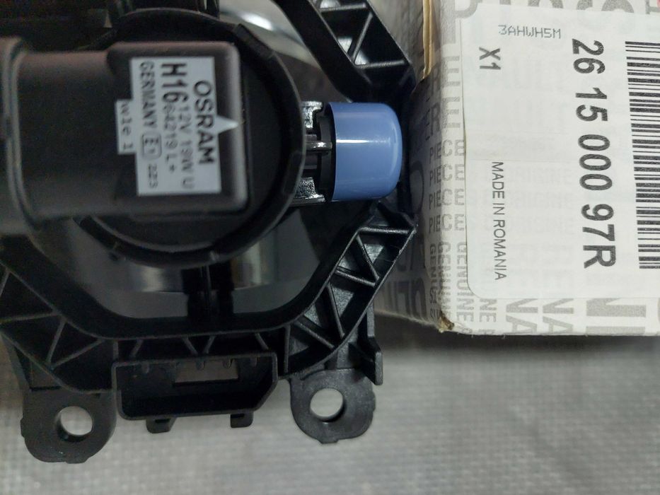 farol nevoeiro frente drt NOVO ORIGINAL Renault