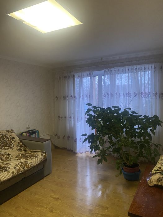 Продам 3-кім квартиру проспект Миру 8