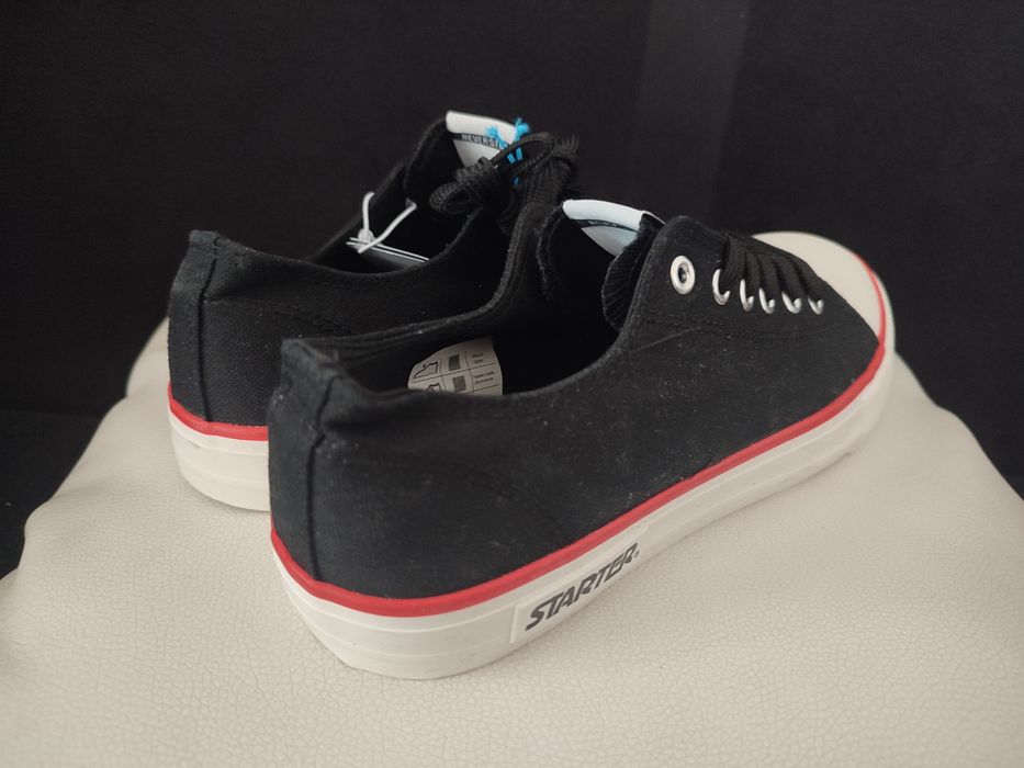 Nowe czarne trampki Starter rozmiar 41
