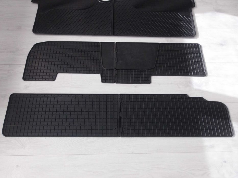 Dywaniki Gumowe Korytkowe Opel Vivaro Renault Trafic Rok 2014 i młodsz