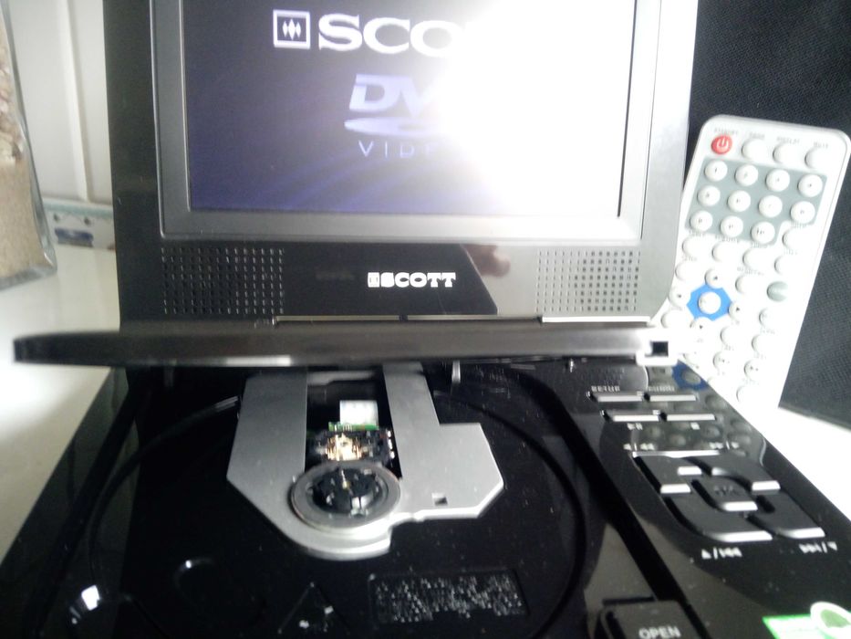 Leitor DVD Portátil - Aúdio & Vídeo  " SCOTT DPX-765 BK" Com Mochila