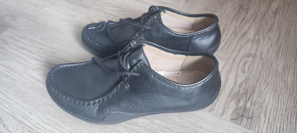 Clarks_półbuty czarne_ rozmiar 5_skóra naturalna