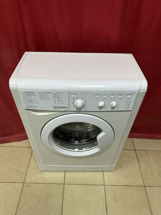 Стиральная машина Indesit IWUC 40851