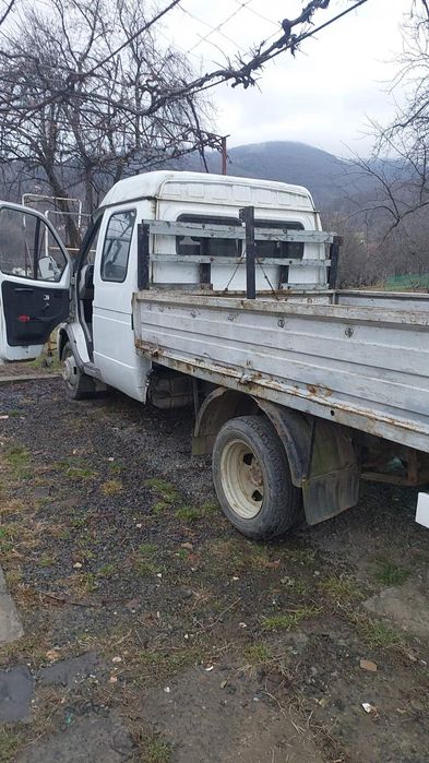 Продам газель...