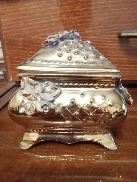 Керамічні шкатулки