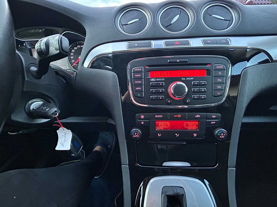 Ford S-MAX 2.0i 203KM sprowadzony SUPER STAN serwis