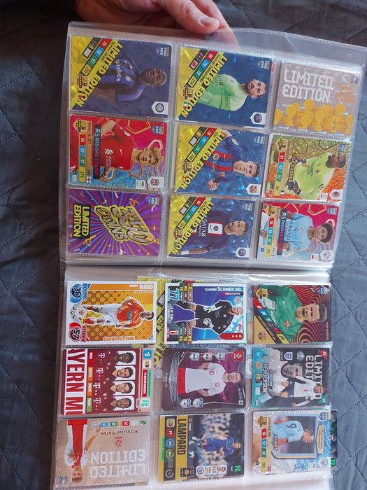 Karty piłkarskie 555 sztuk