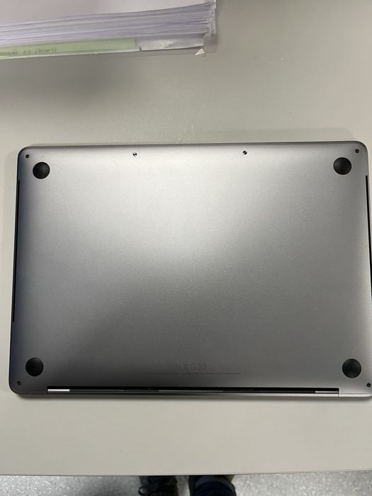 Apple MacBook Pro 13'' Touch Bar, 4 Thunderbolt, 16GB RAM, 512 SSD