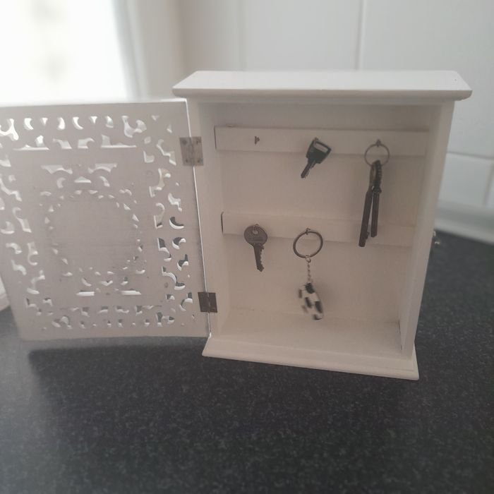 Mobiliário diverso para casa usado mas tudo em bom estado.