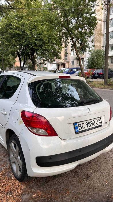 Peugeot 207, 2011 року, Дизель