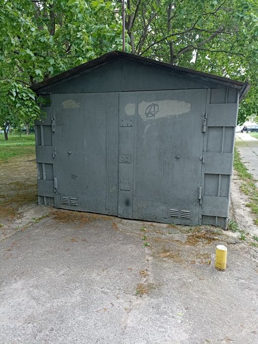 Продам гараж металевий