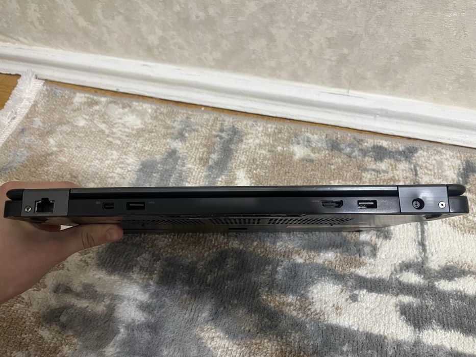 Dell latitude e7450 i5 5300u 8gb 256gb