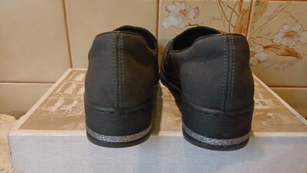 Mokasyny Rieker 37(23cm)