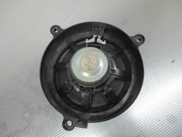 Coluna de som MERCEDES-BENZ Classe C (W203)