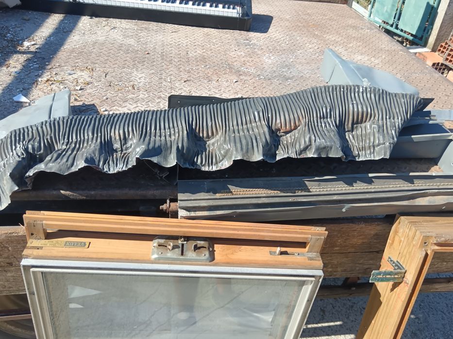 Janela  sótão VELUX