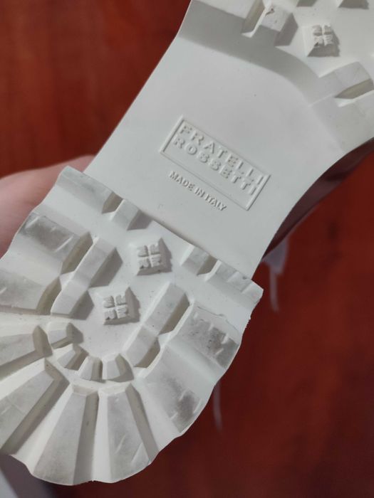 Nowe buty damskie. Rozmiar 36