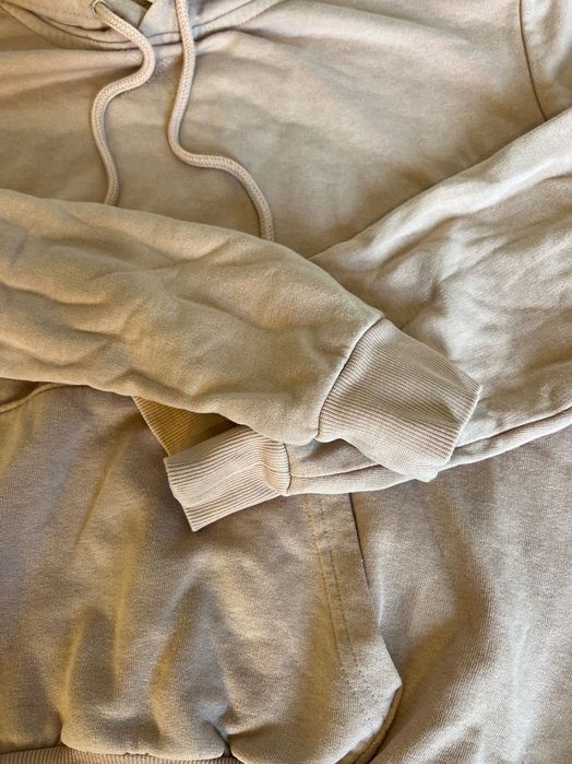 Bluza pudrowo różowa z kapturem