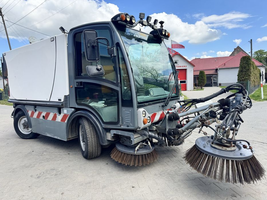 Zamiatarka Boschung S3 Hako citymaster 2000 schmidt swingo chodnikowa 3 sczotki odkurzacz liści Johnston