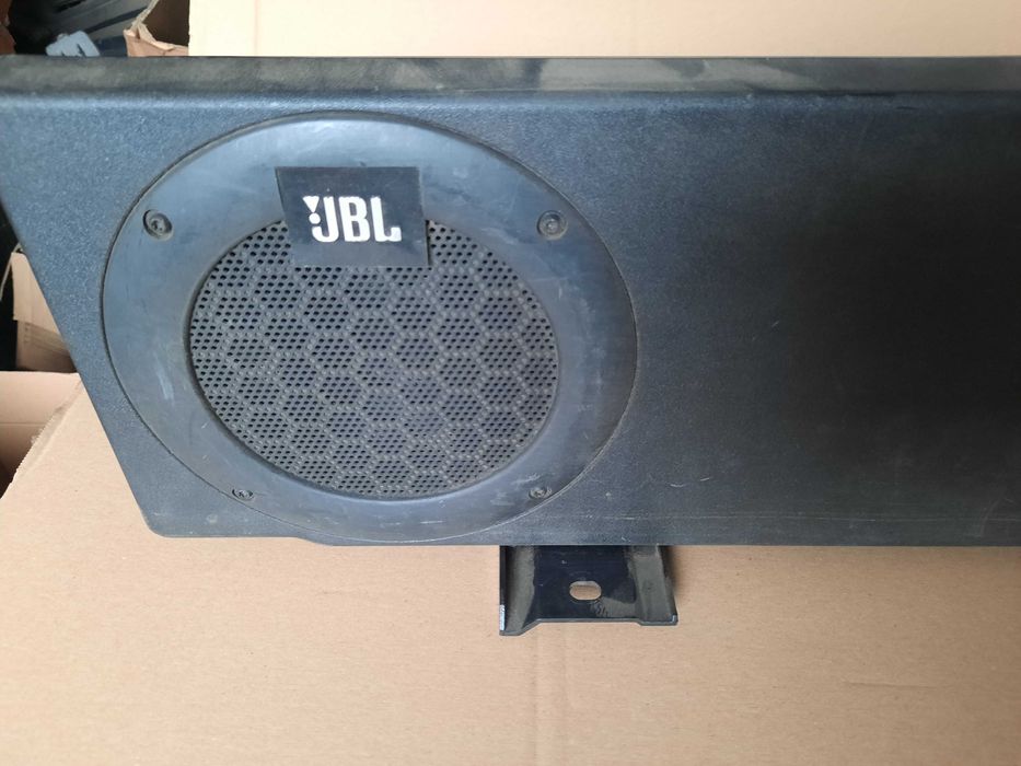 Subwoofer JBL Peugeot 206 CC
