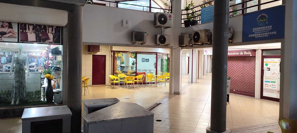 Loja/Café Setúbal - Arrendar