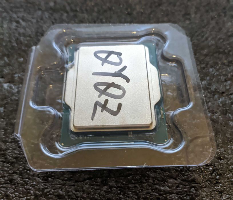 Процесор Intel Core i9-12900hx (QYQZ)