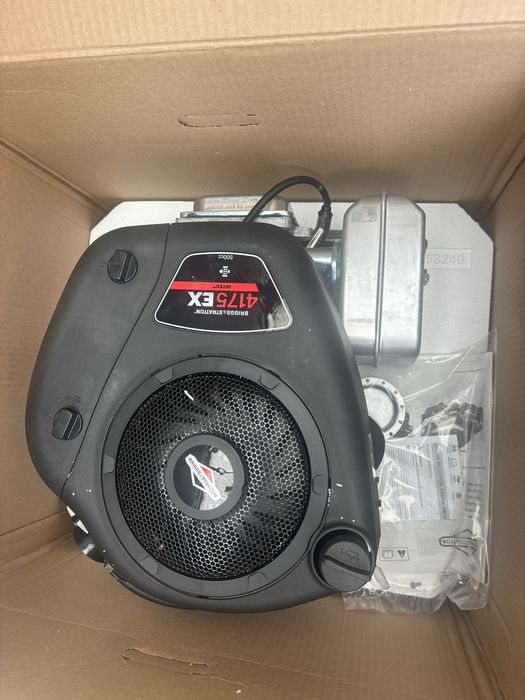 Nowy Silnik Briggs & Stratton Intek 13 KM 15,5 Traktorek 25,4 x 80 mm Od Ręki