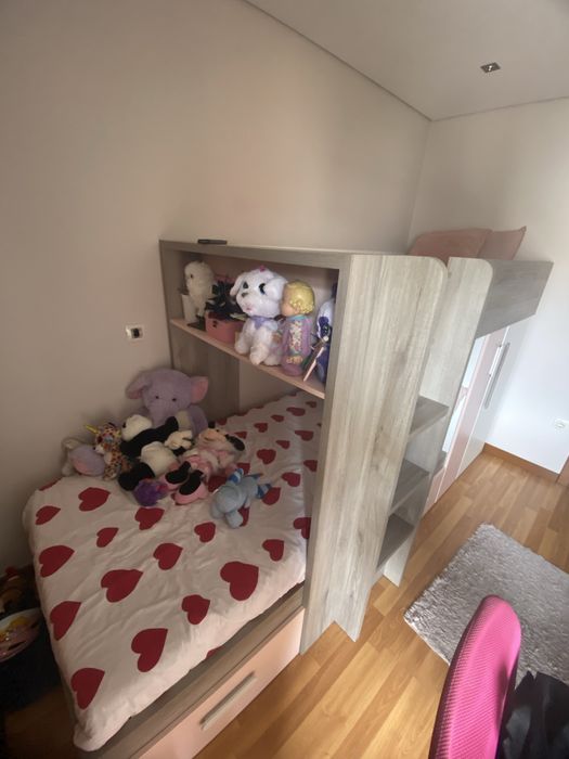 Beliche moderno com arrumação Conforama 92x190cm– ótimo estado!