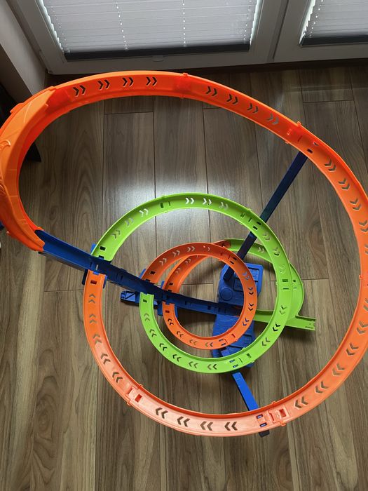 Hot wheels tor tornado